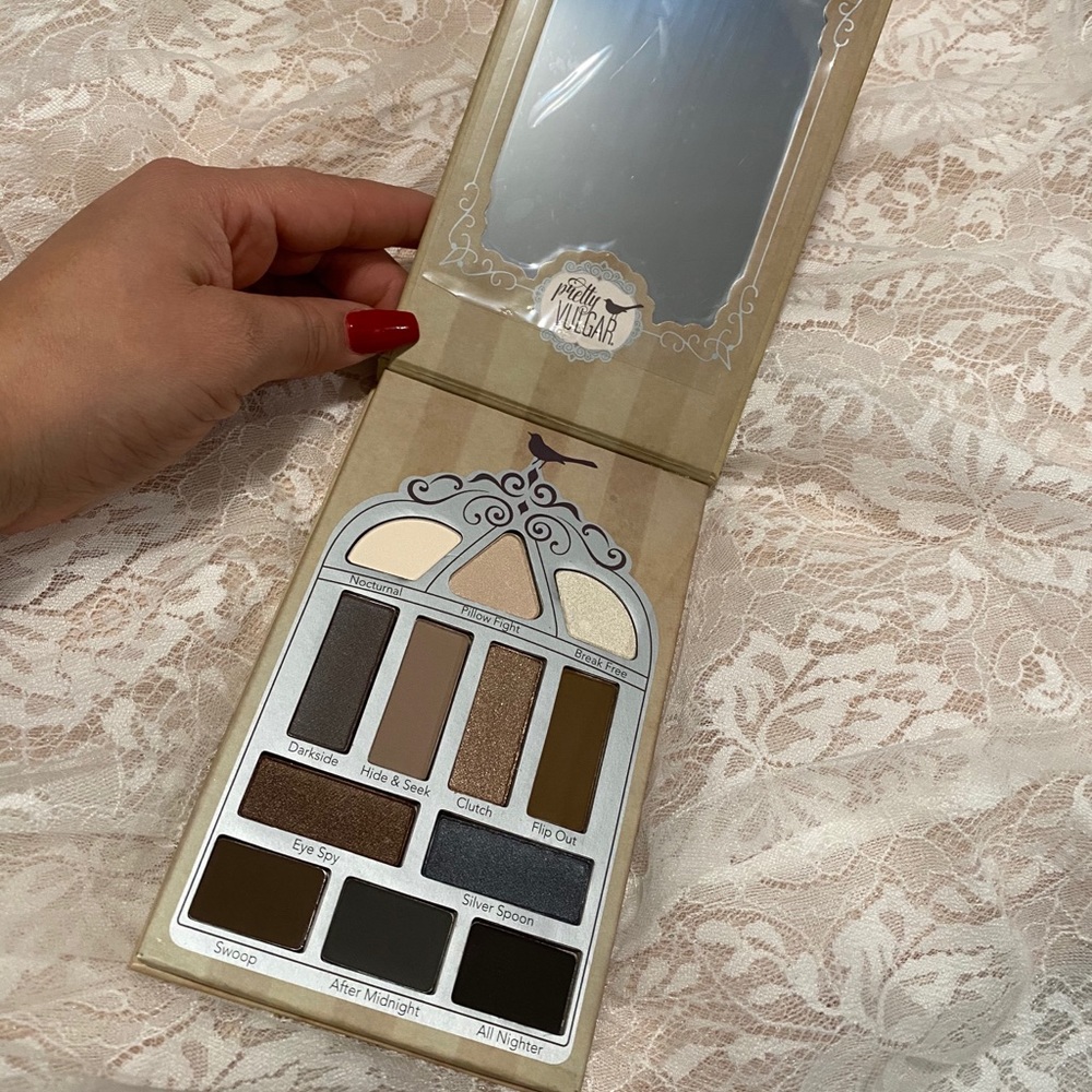 Pretty Vulgar Nightingale Palette